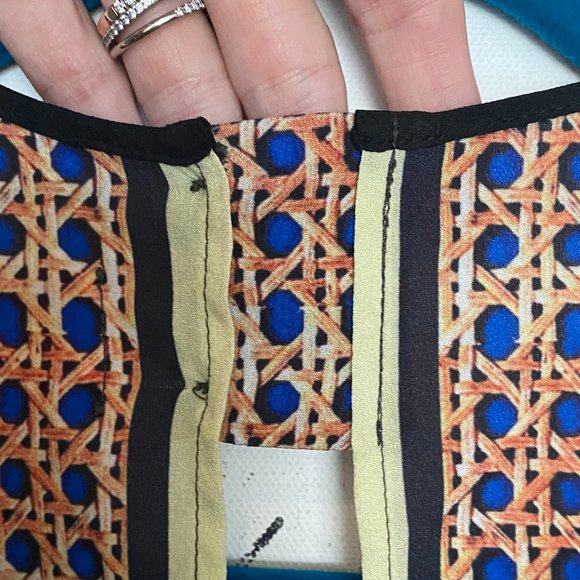 Clover Canyon | Printed Flowy Top | Open Back | Size Small - Picture 6 of 11